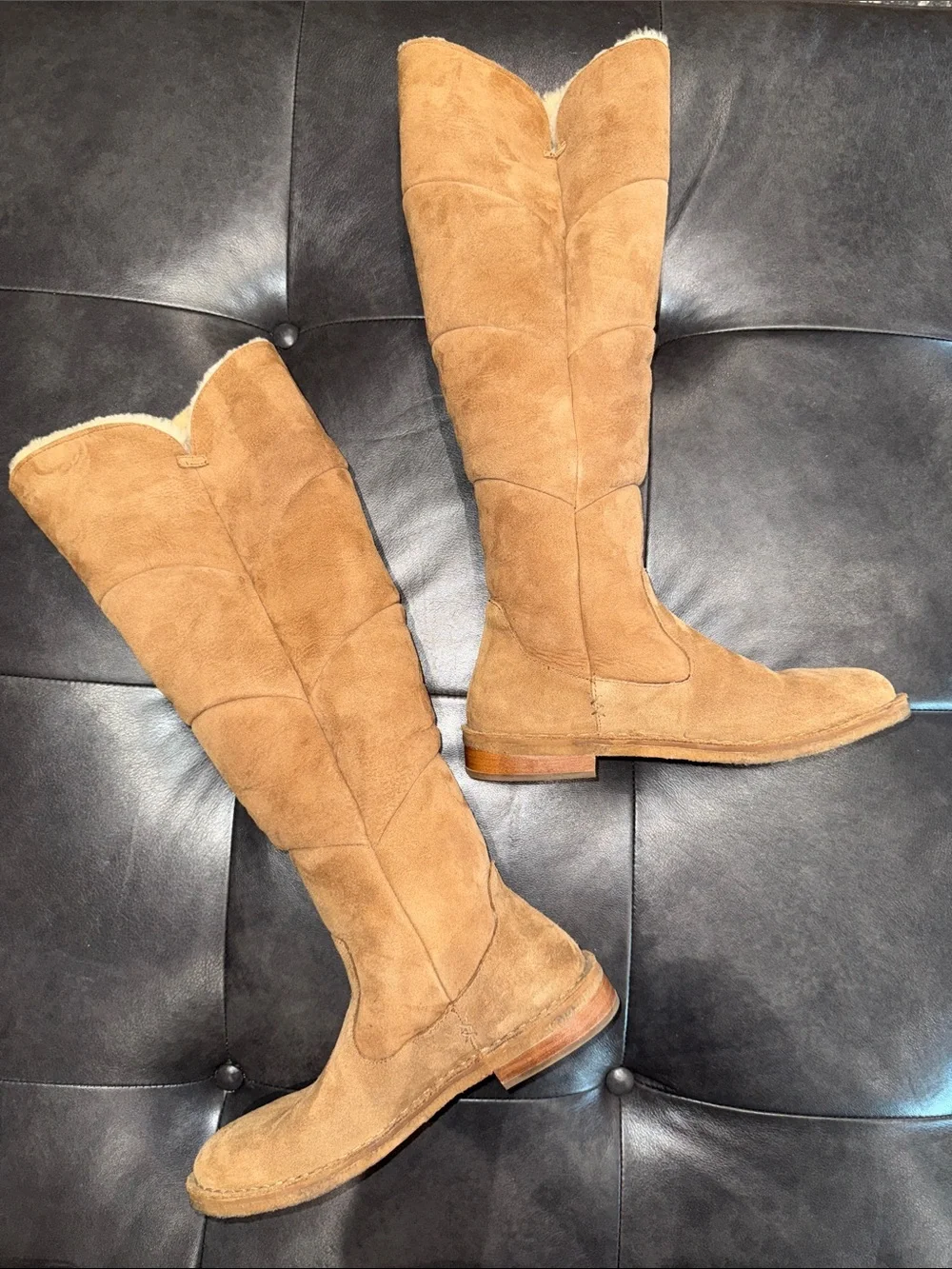 Ugg Samantha Women’s Tall Suede Shearling-Lined Winter Boots - Tan Size US 8.5M